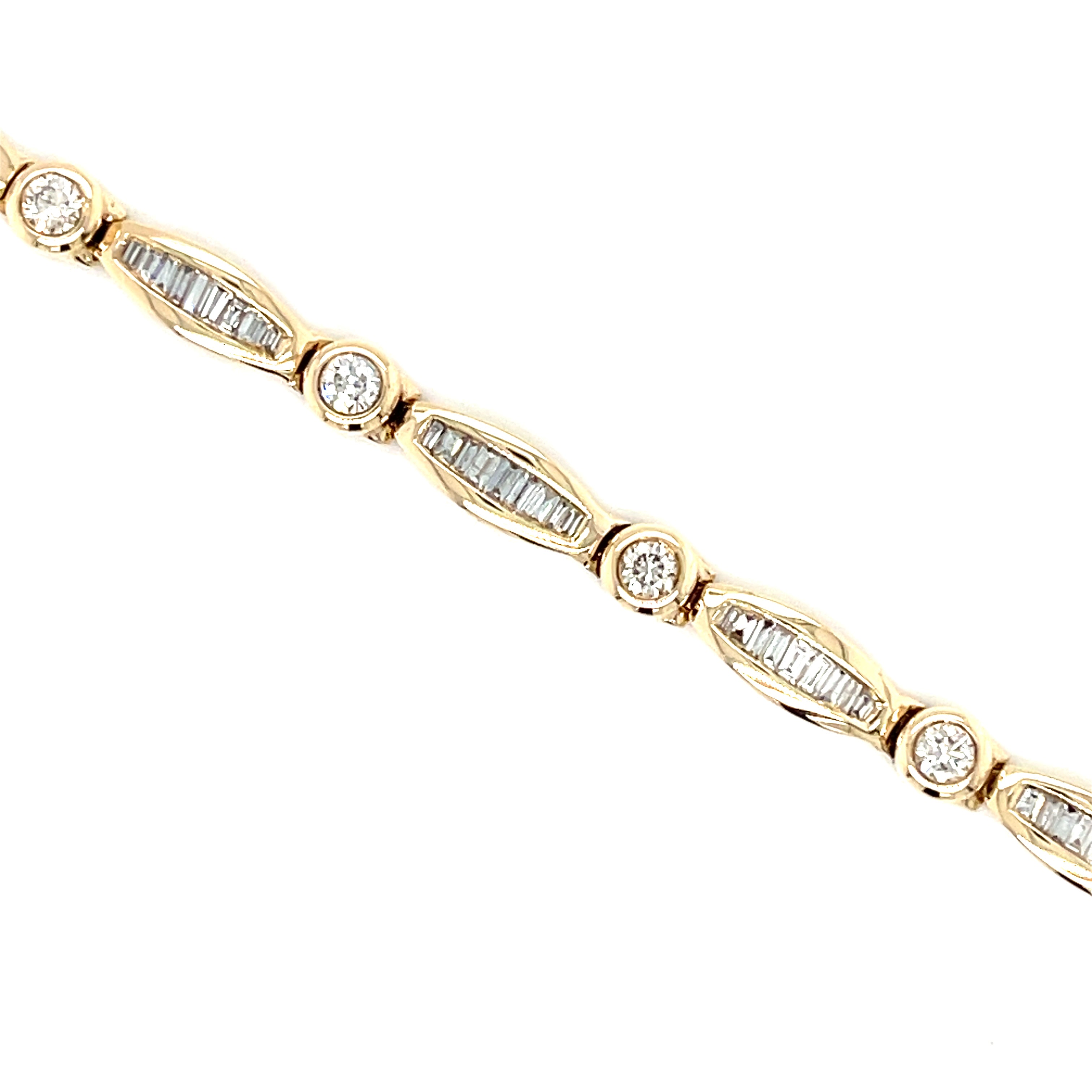 9ct Yellow Gold 2.00ct Mixed Cut Diamond 7 Inch Bracelet
