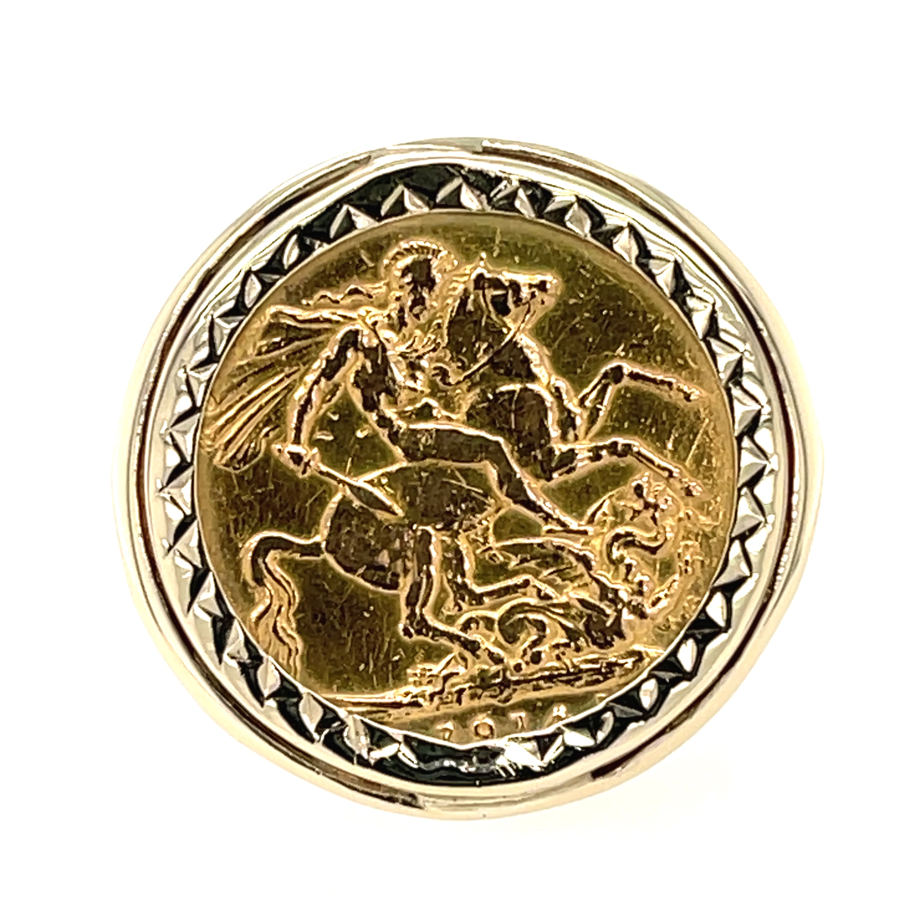 1914 King George V Full Sovereign Ring Patterned Mount Size X